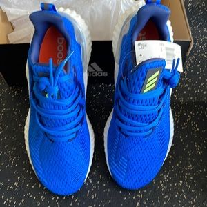 Brand New Us size 9 alpha boost Adidas runner shoes